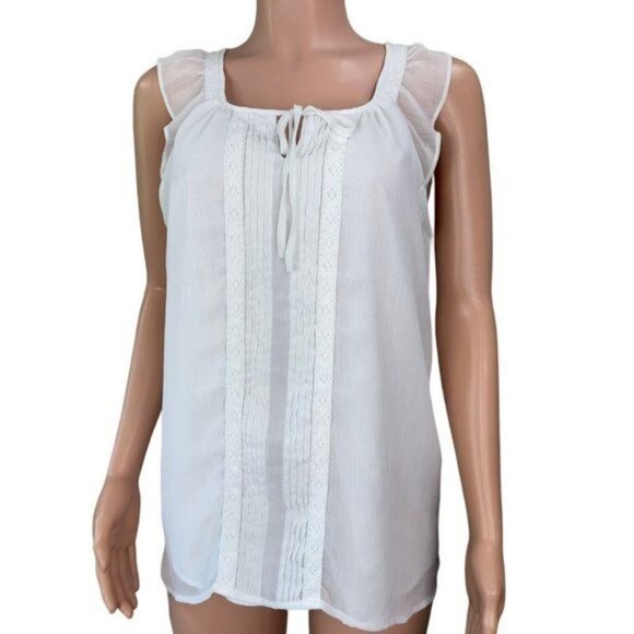 ELLE Women SZ L White Sleeveless Blouse Pleated Front-Tie Neck- Lined-Casual - Picture 9 of 14